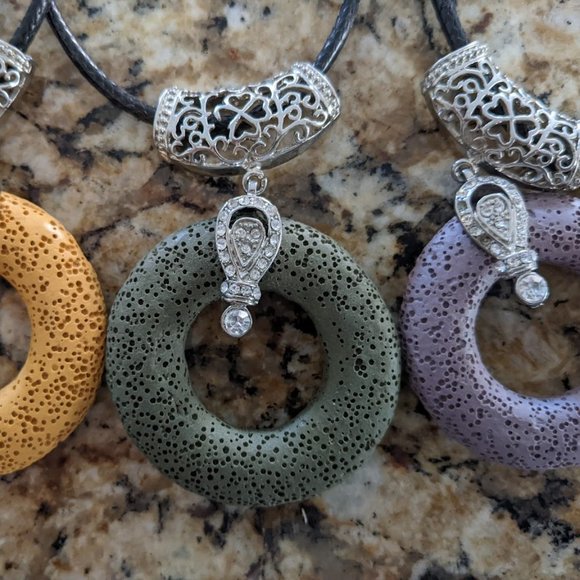 Handmade Lava Stone Aromatherapy Diffuser Necklaces - Olive Green - Picture 2 of 5